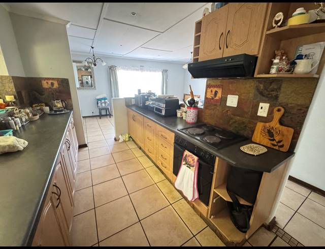 4 BEDROOM HOUSE FOR SALE IN BARBERTON